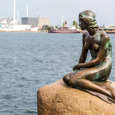 Cozy 9th Floor In Vesterbro Lägenhet